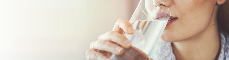 Comment utiliser les eaux florales et hydrolats en interne ?
